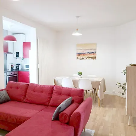 Appartement Le Pontchatelain T3 Hypercentre *