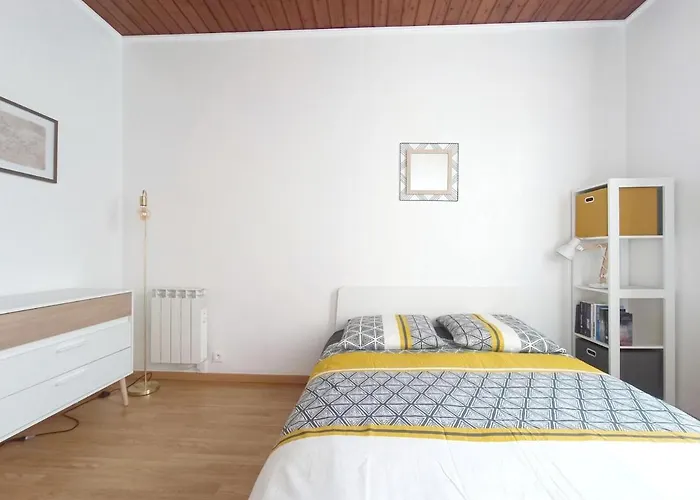 Daire Le Pontchatelain T3 Hypercentre